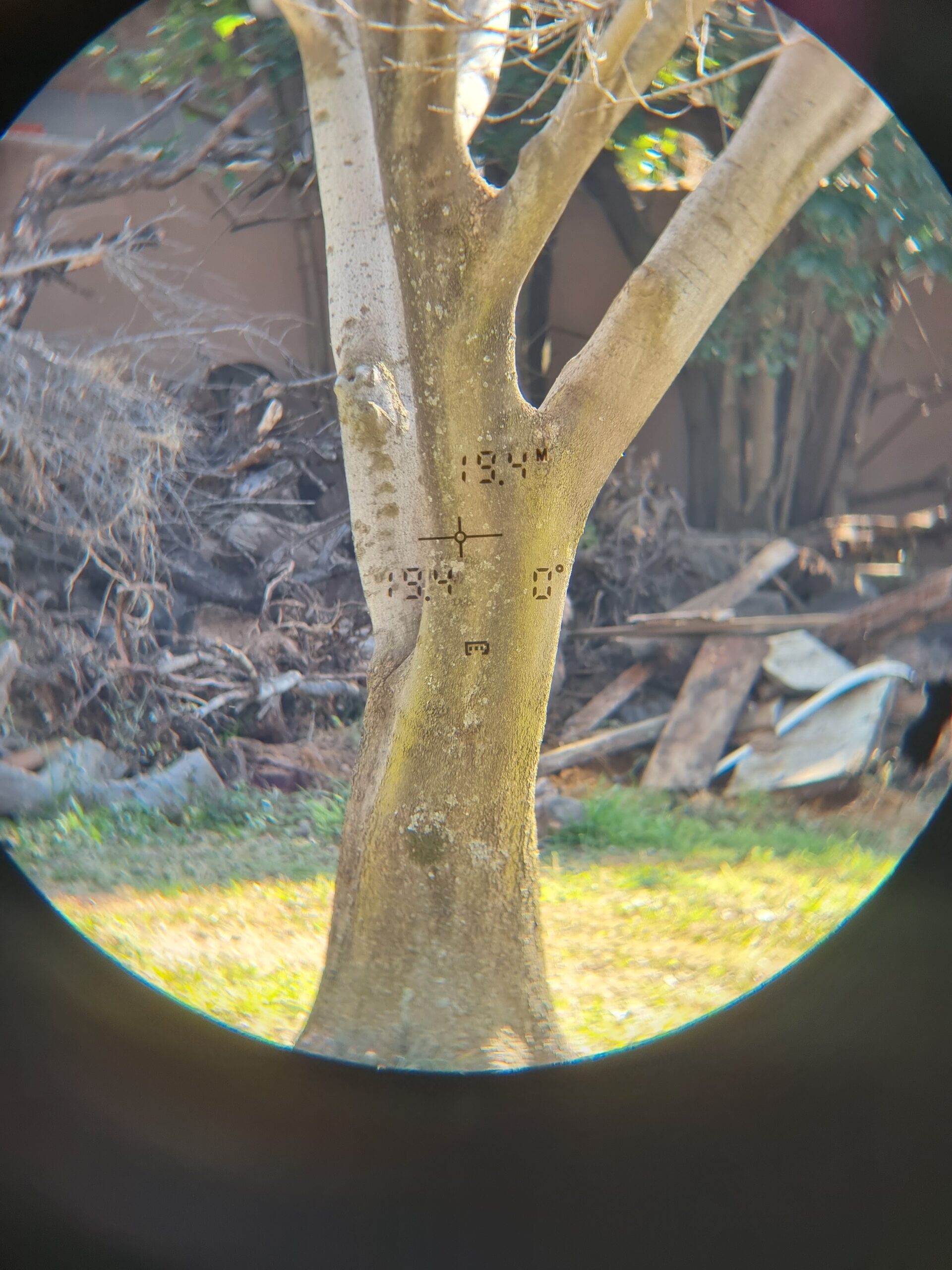 Wild Cat 2400 Range finding binoculars. - Image 3